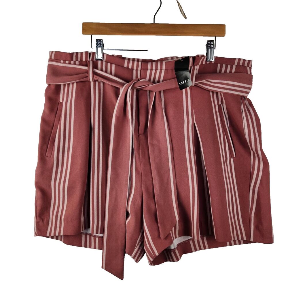 Torrid Mid Rise Paper Bag Shorts Rose Stripe Tie Front Stretch Crepe Size 16 NEW
